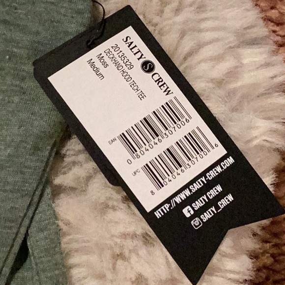 NWT SC Deckhand Hood Tech Tee - Picture 3 of 5